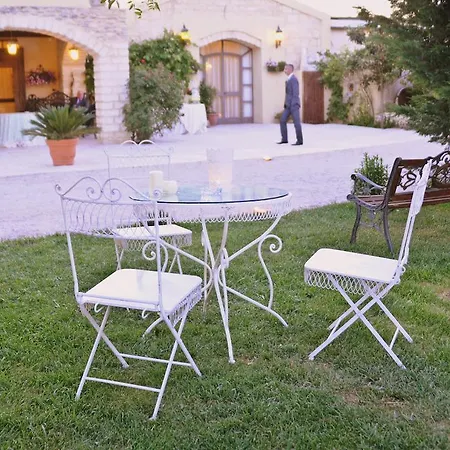 מלון Le Querce Di Mamre מנפרדוניה
